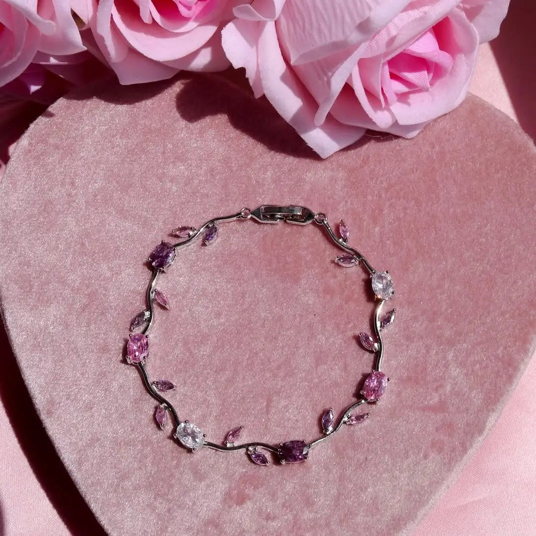 Silver Base Korean Treding Tulip Braclet QWJ-187
