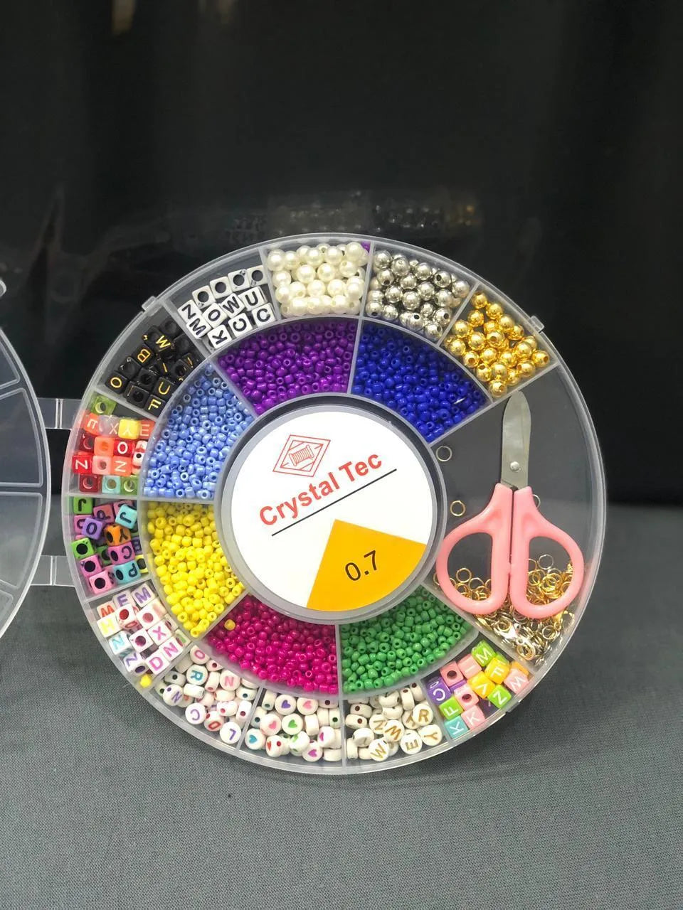 Crystal Tag Round Beads Box with Scissors
