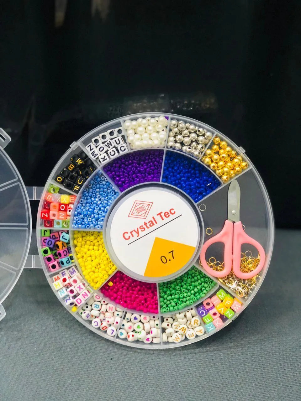 Crystal Tag Round Beads Box with Scissors