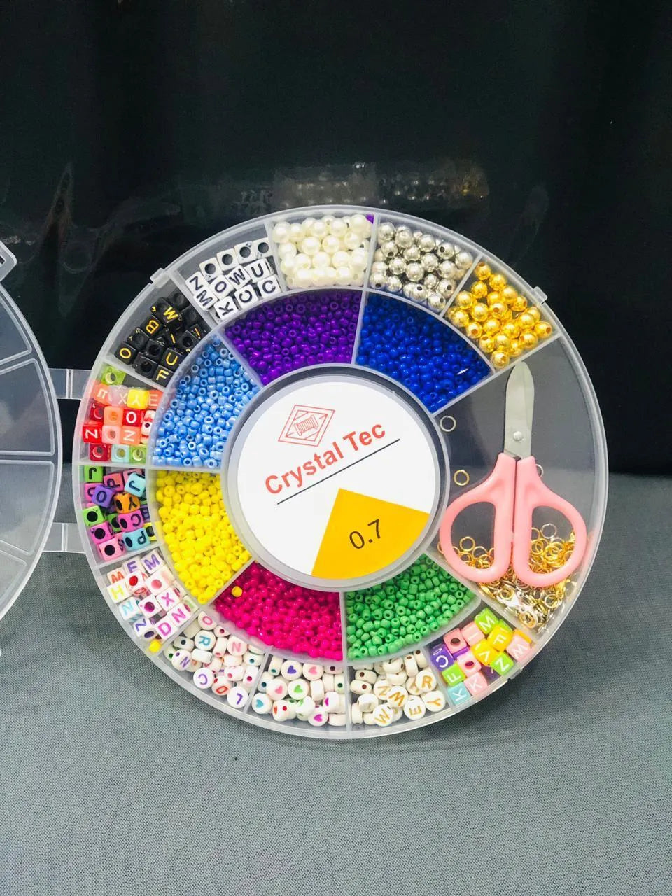 Crystal Tag Round Beads Box with Scissors